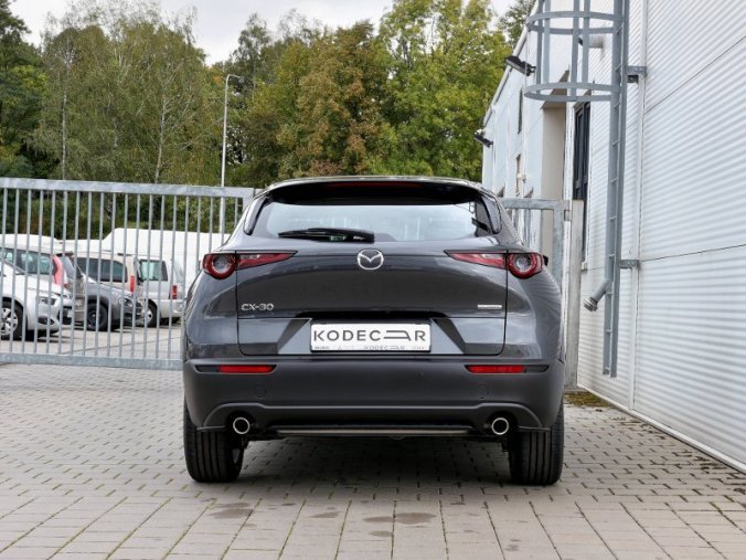 Mazda CX-30, 2,0 Skyactiv-X 180k/132kW MAN, barva šedá