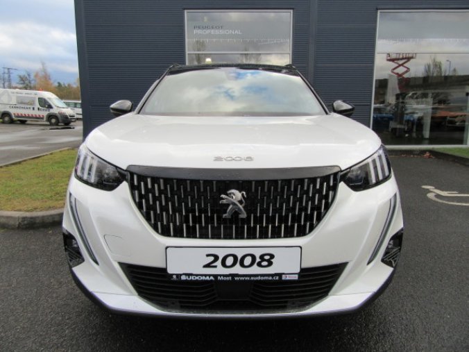 Peugeot 2008, GT PACK 1.2 PureTech EAT8, barva bílá