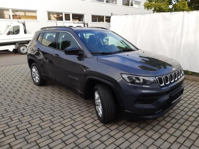 Jeep Compass, 1.3 150 Long.  AUTOM, SKLADEM!, barva šedá