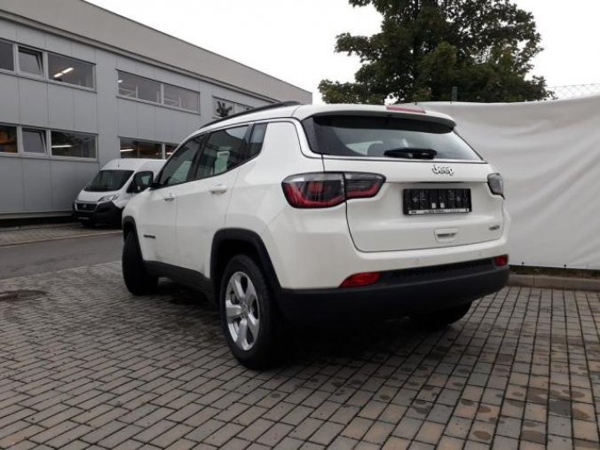 Jeep Compass, 1.4 140PS Longitude 4x2 manuál, barva bílá