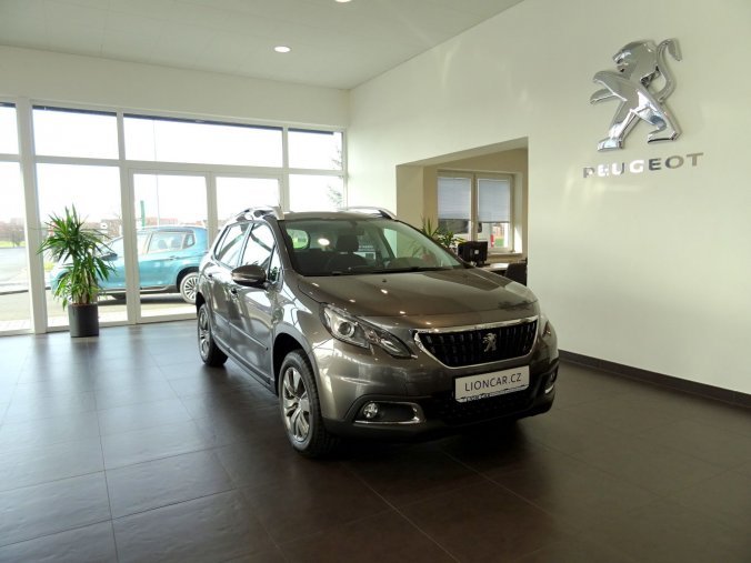 Peugeot 2008, ACTIVE 1.2 PureTech 110 MAN6, barva šedá