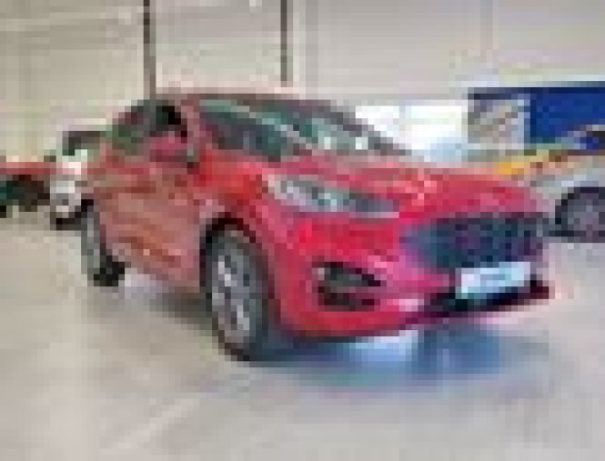 Ford Kuga, 1.5 EcoBoost, barva červená