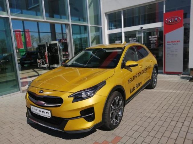 Kia XCeed, 1,6 T-GDi  TOP + paket Premium, barva zlatá