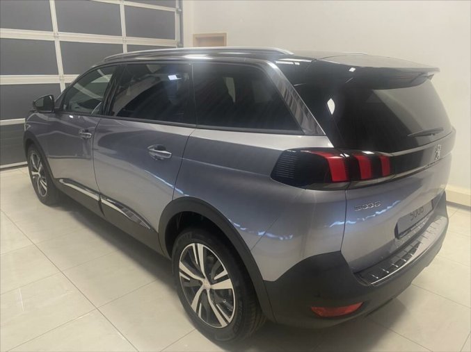 Peugeot 5008, Peugeot 5008 ALLURE PACK 130k EAT8, barva šedá