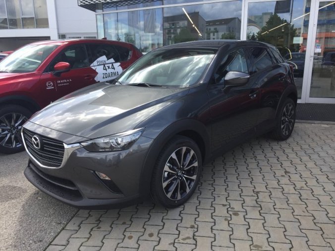 Mazda CX-3, 2,0 Skyactiv-G121, barva šedá