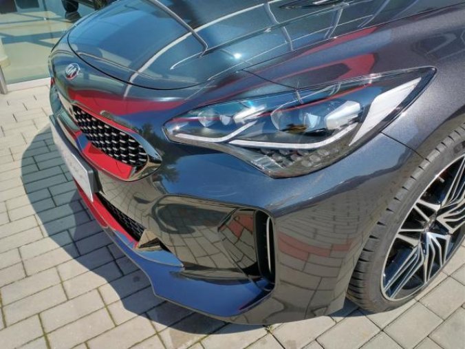 Kia Stinger, 3.3 V6 T-GDi 4x4 8A/T GT MY21, barva šedá