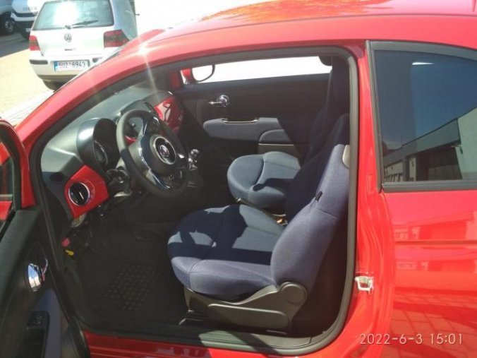 Fiat 500, 1.0 BSG 70k Cult, barva červená