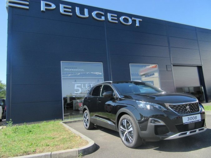 Peugeot 3008, GT-line 2.0 BHDi 180k EAT8, barva černá