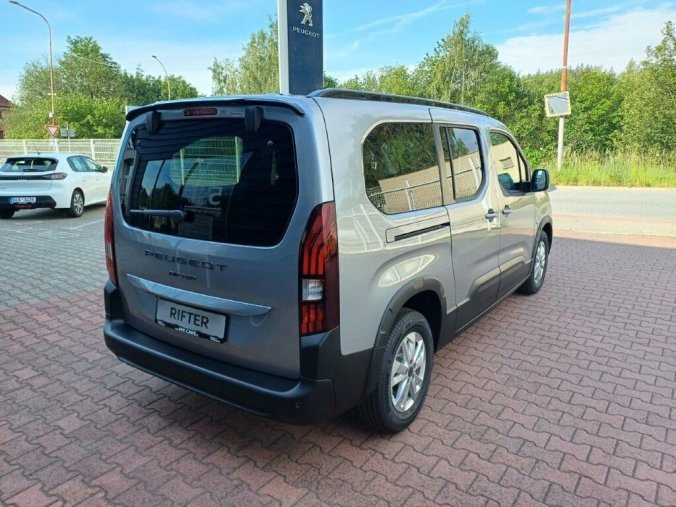 Peugeot Rifter, Peugeot Rifter Long Allure 1.5 HDI 130k, barva šedá