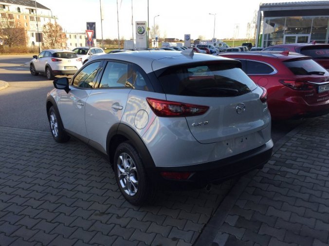 Mazda CX-3, 2,0 Skyactiv-G121, barva stříbrná