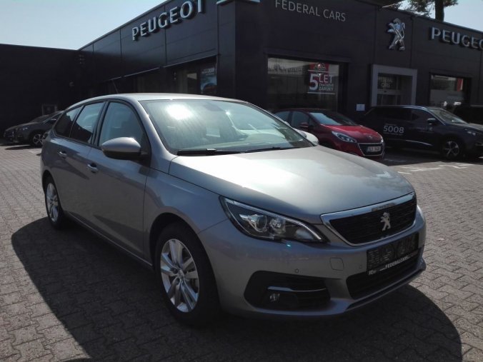 Peugeot 308, SW ACTIVE 1.5 BlueHDi 130k, barva stříbrná