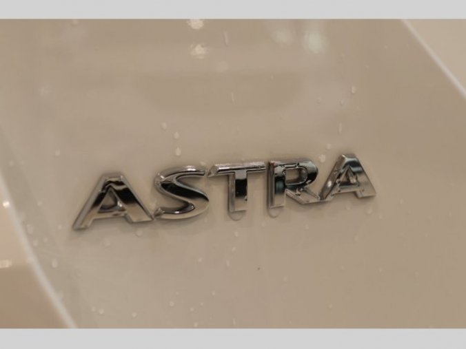 Opel Astra, SMILE 1.4 Turbo 92 kW, barva bílá