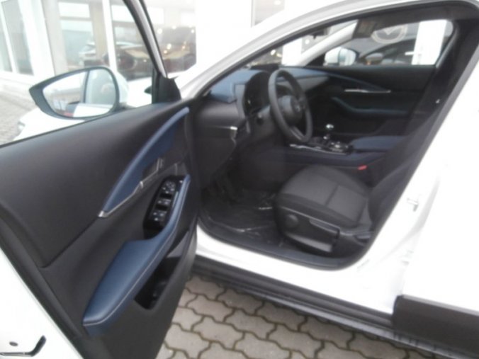 Mazda CX-30, 2,0i 122 PS, barva bílá