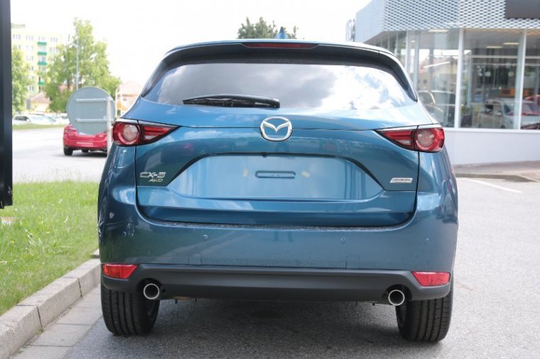 Mazda CX-5, 2,5 Skyactiv-G 194k, barva modrá