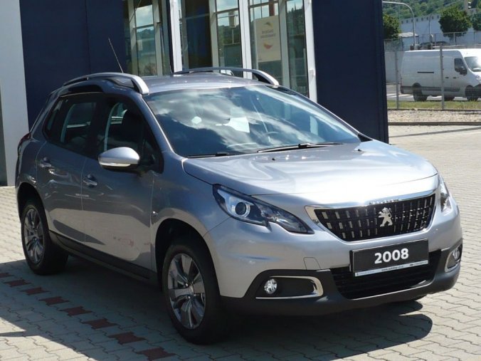 Peugeot 2008, ACTIVE 1,2PureTech 130k MAN6 + GRIP + SENZORY + VÝHŘEV + AUTO AC, barva šedá