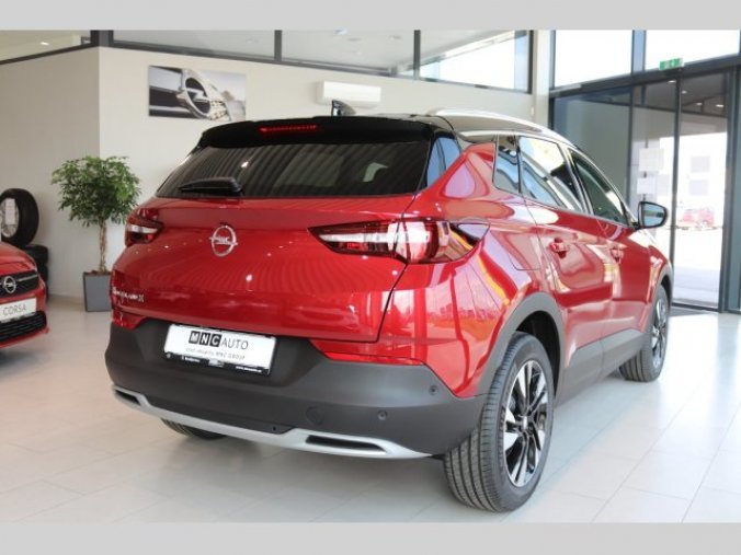 Opel Grandland X, ULTIMATE 2.0CDTi 130kW AT8, barva vínová