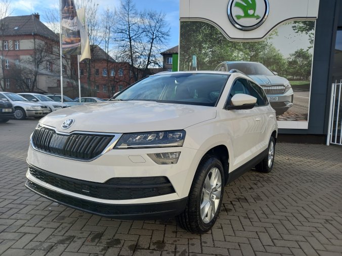 Škoda Karoq, 1,5 TSI 110 kW 7-stup. automat., barva bílá