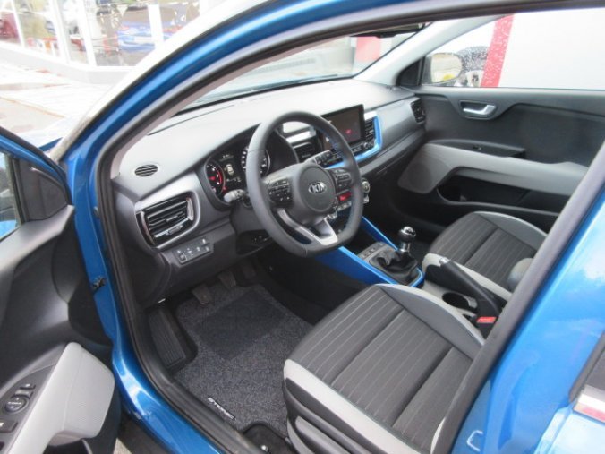 Kia Stonic, 1.2 DPI TOP, barva modrá