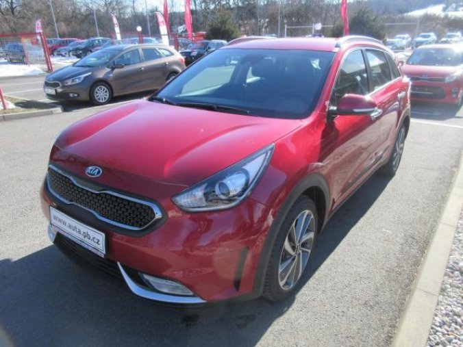 Kia Niro, 1.6 GDi 6 DCT HEV EXCLUSIVE, barva červená