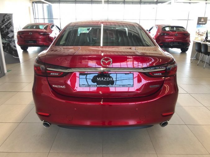 Mazda 6, 2.5i 194k, barva červená