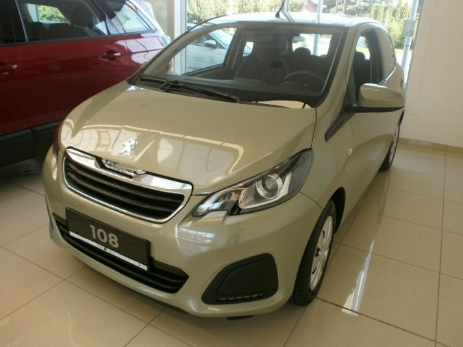 Peugeot 108, Active 1,0 VTi 72 53 kW MAN5 5, barva zelená