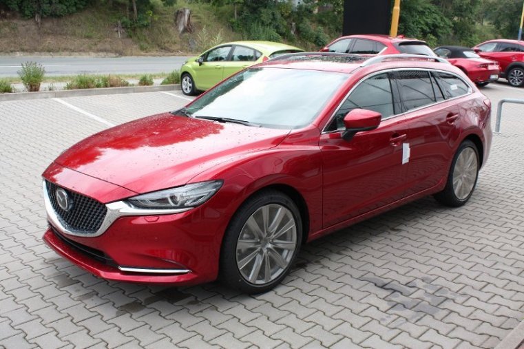 Mazda 6, SKYACTIV-G, barva červená