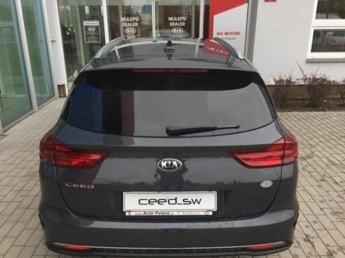 Kia Ceed, NEW SW 1,4T-GDi Exclusive,NAVI, barva šedá