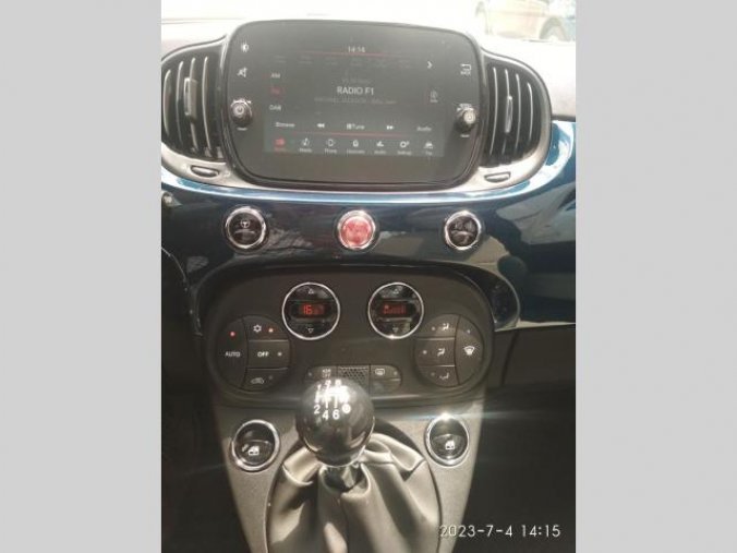 Fiat 500, 1.0 BSG 70k Dolcevita, barva modrá