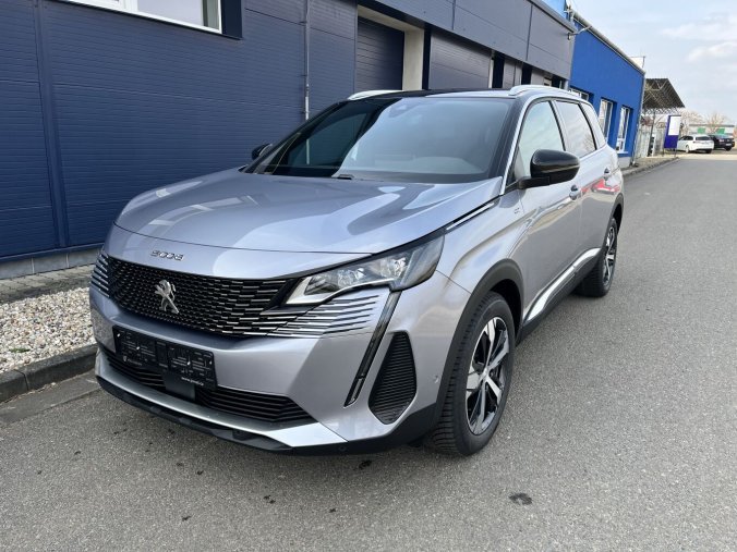 Peugeot 5008, Peugeot 5008 GT BlueHDi 130 S&S EAT8, barva šedá