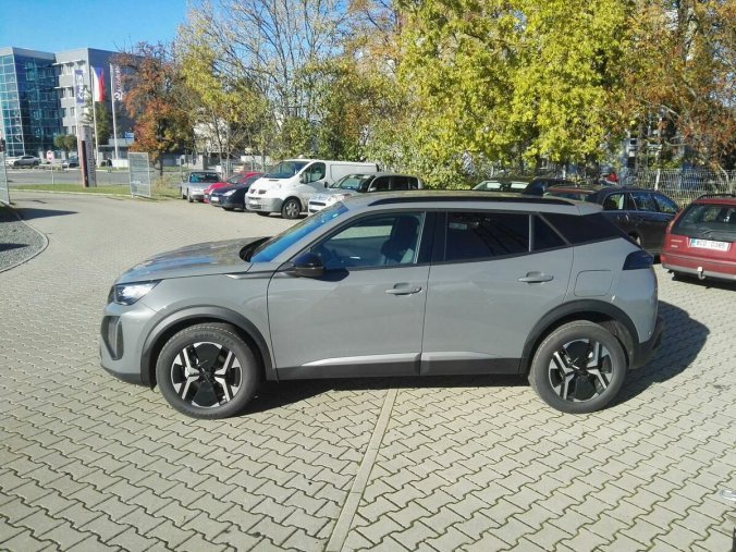 Peugeot 2008, Peugeot 2008 NOVÁ ALLURE 1.2 rezervace, barva šedá