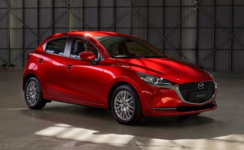 Mazda 2, 1,5 G90, barva červená