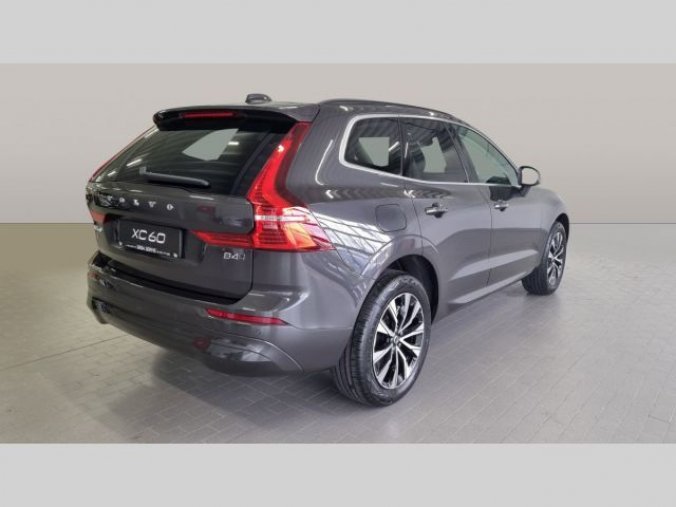 Volvo XC60, B4 2.0L 197+14 HP AT8 AWD CORE, barva šedá