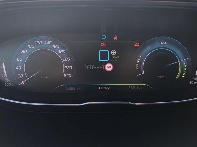 Peugeot 3008, Peugeot 3008 GT Plug-in HYBRID 225 e-EAT8, barva bílá