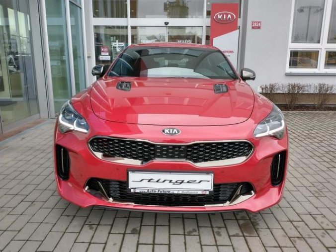 Kia Stinger, 3.3 V6 T-GDi 4x4 8A/T GT MY21, barva červená