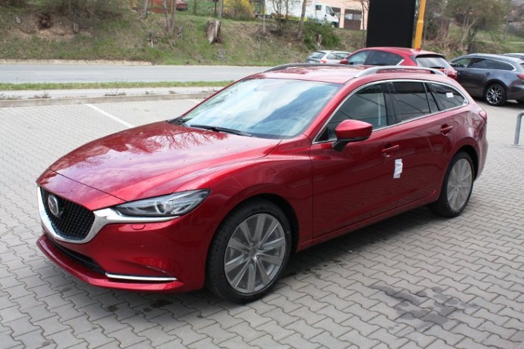 Mazda 6, SKYACTIV-G, barva červená