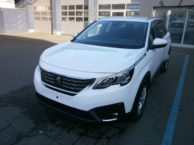 Peugeot 5008, Active 1,2 PureTech 130 96 kW, barva bílá