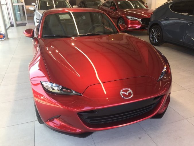 Mazda MX-5, 2,0 Skyactiv-G184, barva červená