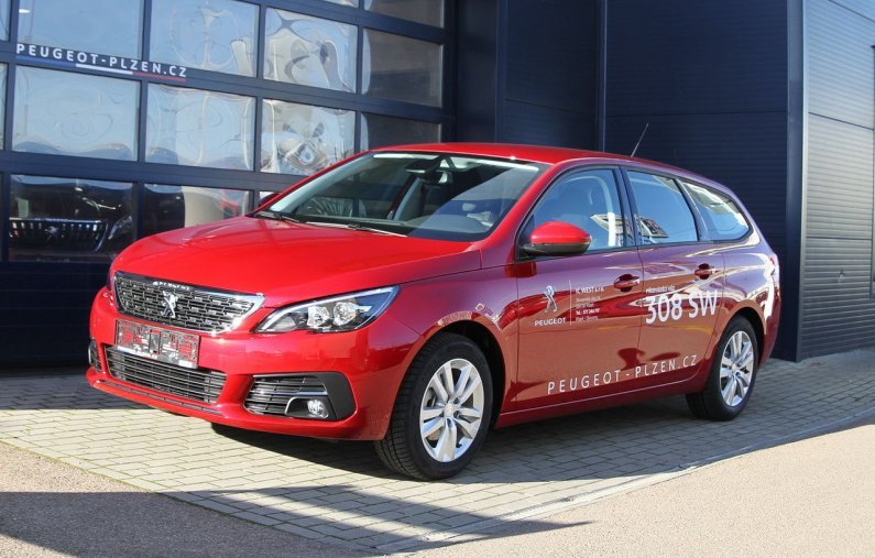 Peugeot 308, SW Active Pack 1.2 PureTech 110, barva červená