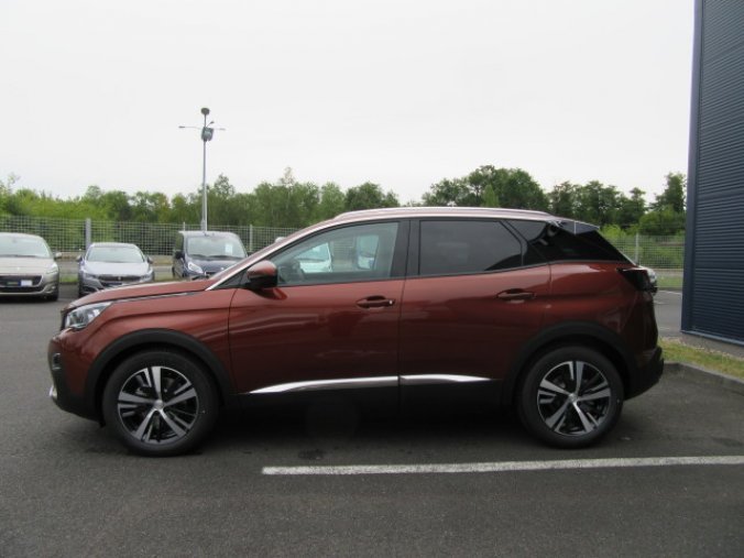 Peugeot 3008, ALLURE 1.2 PureTech 130k MAN6, barva hnědá