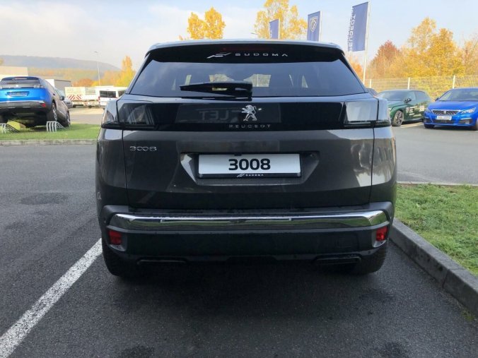 Peugeot 3008, Peugeot 3008 ALLURE 1.5 BHDi 130k EAT8, barva šedá