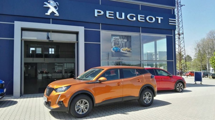 Peugeot 2008, ACTIVE PACK 1.2 130k MAN6, barva oranžová