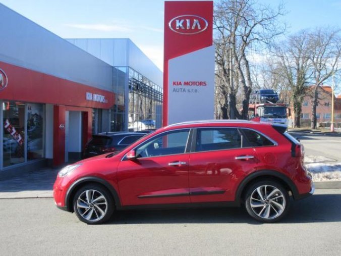 Kia Niro, 1.6 GDi 6 DCT HEV EXCLUSIVE, barva červená