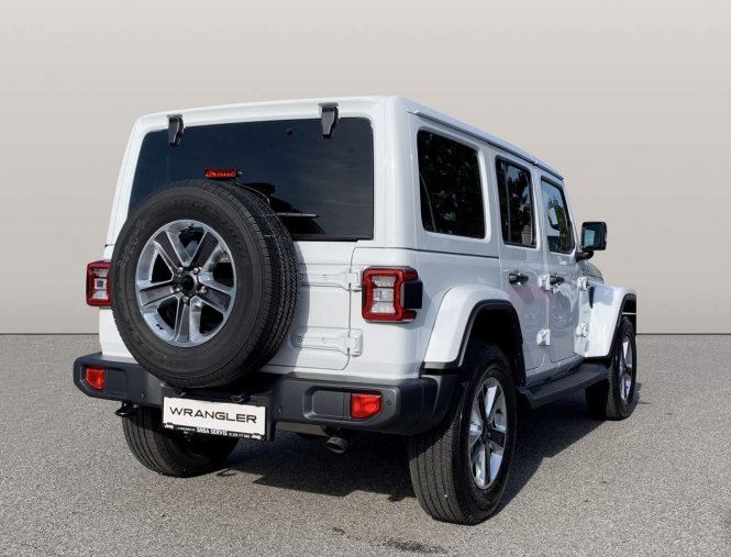 Jeep Wrangler, 2.0T GME Sahara 8ATX, barva bílá