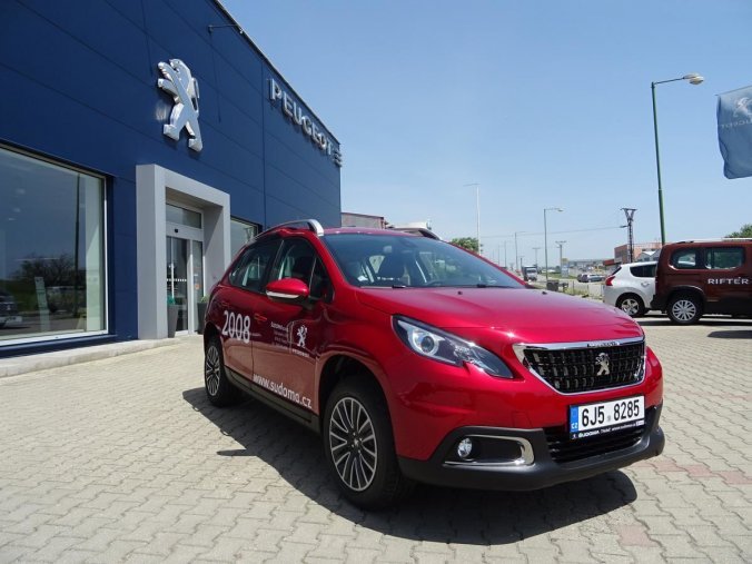 Peugeot 2008, ACTIVE 1.2 PuTech 130 S&S MAN6, barva červená