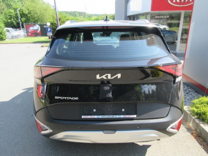 Kia Sportage, 1.6 T-GDi 4x2 7DCT Ecxlusive, barva zelená