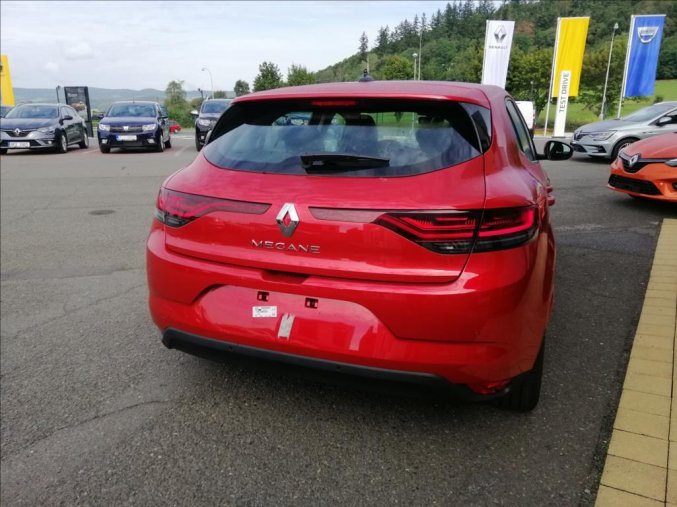 Renault Mégane, 1,3 TCe 115  Zen, barva červená