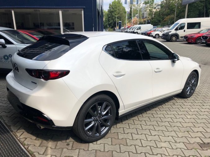 Mazda 3, 2.0G 133kW/181k, barva bílá