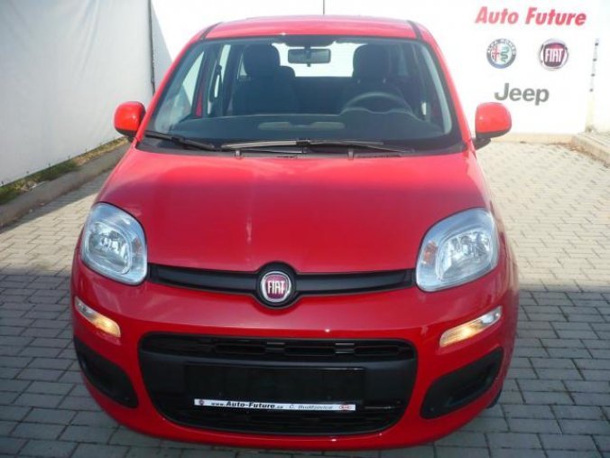 Fiat Panda, 1.2 69k Plus, barva červená