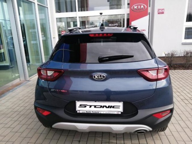 Kia Stonic, 1,4 CVVT Premium, barva modrá