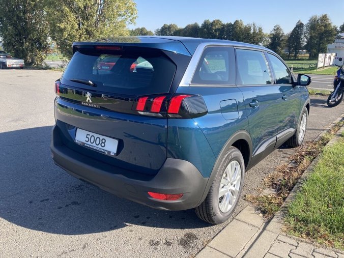 Peugeot 5008, Peugeot 5008 ACTIVE PACK PureTech 130 S&S MAN6, barva modrá